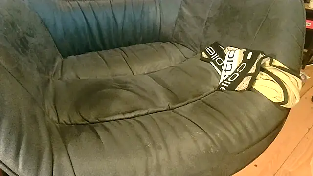 T0Yforeskin online show from 18, 7, 2026