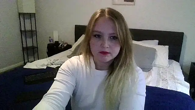 Snapshot of PhatAssBlond chatting on 25, 12, 2024 PhatAssBlond online show from 25, 12, 2024