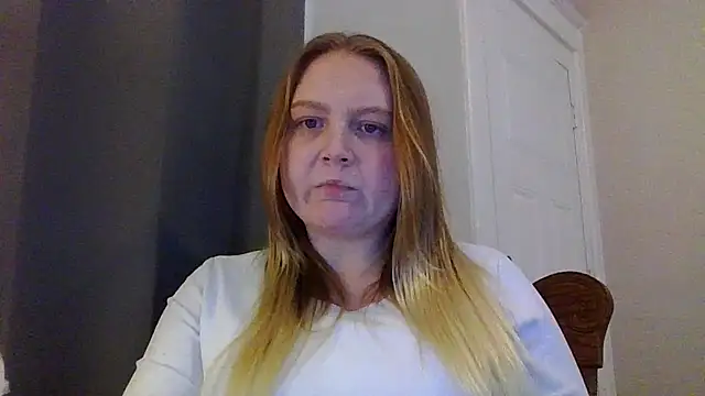 Snapshot of PhatAssBlond chatting on 25, 1, 2025 PhatAssBlond online show from 25, 1, 2025