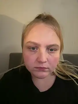 Snapshot of PhatAssBlond chatting on 8, 2, 2025 PhatAssBlond online show from 8, 2, 2025