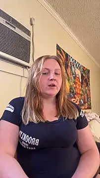 Snapshot of PhatAssBlond chatting on 28, 9, 2025 PhatAssBlond online show from 28, 9, 2025