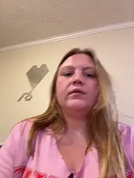 Snapshot of PhatAssBlond chatting on 30, 10, 2025 PhatAssBlond online show from 30, 10, 2025