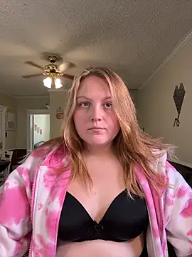 Snapshot of PhatAssBlond chatting on 14, 11, 2025 PhatAssBlond online show from 14, 11, 2025