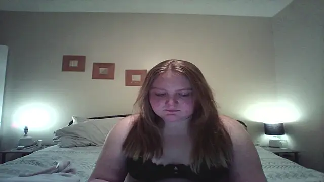 Snapshot of PhatAssBlond chatting on 18, 1, 2026 PhatAssBlond online show from 18, 1, 2026