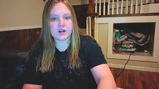 Snapshot of PhatAssBlond chatting on 3, 2, 2026 PhatAssBlond online show from 3, 2, 2026