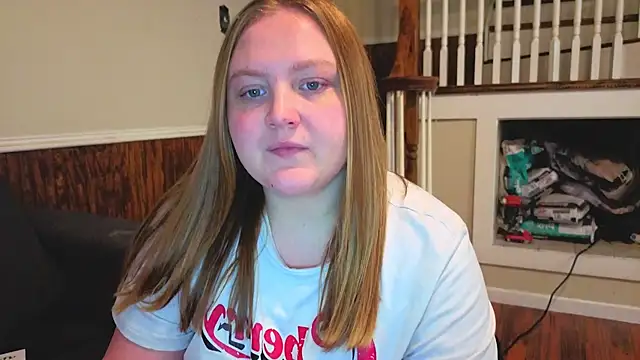 Snapshot of PhatAssBlond chatting on 3, 2, 2026 PhatAssBlond online show from 3, 2, 2026