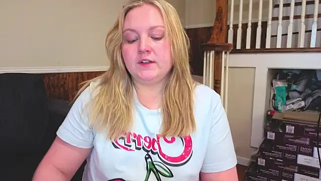 Snapshot of PhatAssBlond chatting on 16, 2, 2026 PhatAssBlond online show from 16, 2, 2026