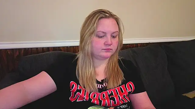 Snapshot of PhatAssBlond chatting on 1, 3, 2026 PhatAssBlond online show from 1, 3, 2026