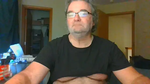 Snapshot of Doherty10 chatting on 1, 7, 2026 Doherty10 online show from 1, 7, 2026