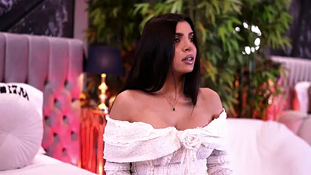 NicoleCellini online show from 13, 1, 2026