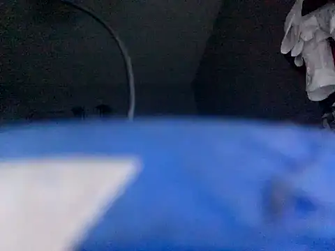 Snapshot of Amarok39 chatting on 5, 10, 2025 Amarok39 online show from 5, 10, 2025