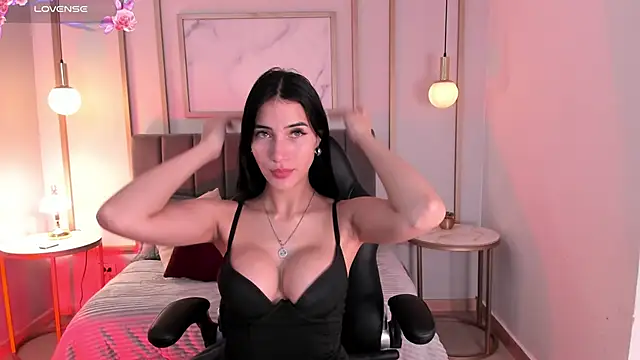 Christina Johns online show from 13, 11, 2025