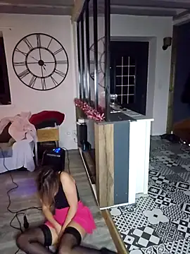 Jade Emeraud online show from 4, 1, 2025