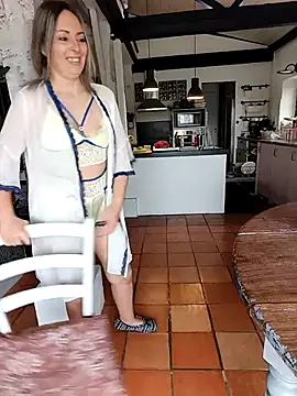 Jade Emeraud online show from 23, 2, 2026