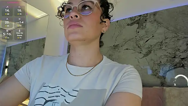 LIZ HOLMES online show from 19, 2, 2026