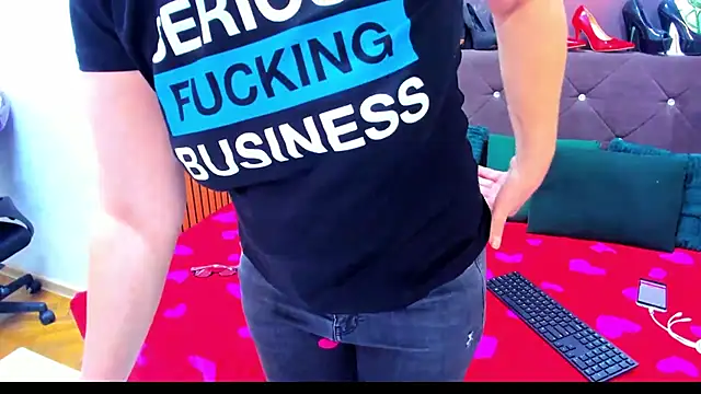 Lilly hott online show from 8, 10, 2025