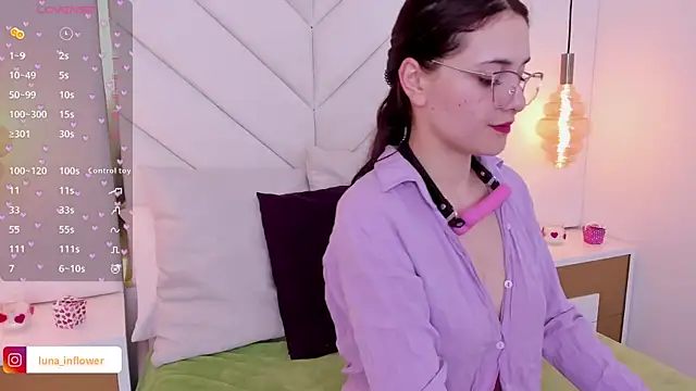 Flor delunaa online show from 23, 2, 2025