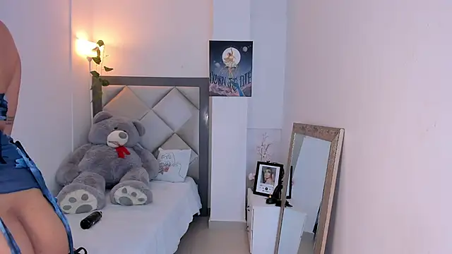 Adria ross online show from 12, 2, 2025