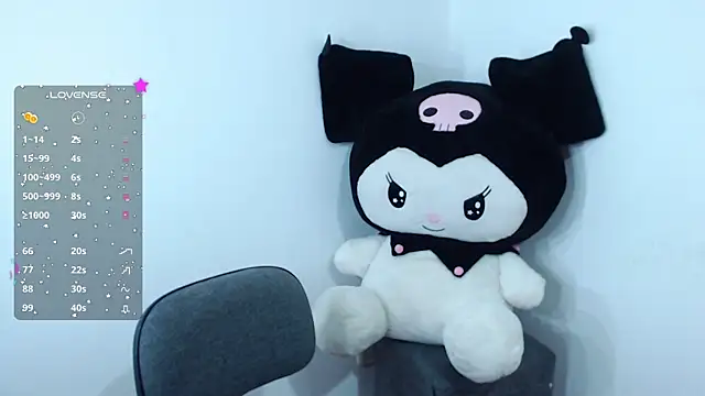 Snapshot of majabloom_ chatting on 4, 11, 2025 majabloom online show from 4, 11, 2025