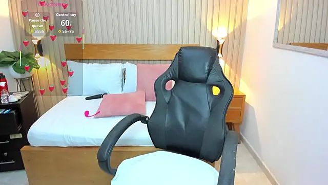 luciana ballesteros  online show from 20, 3, 2026