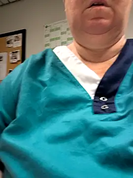 Snapshot of poussychats chatting on 16, 12, 2025 poussychats online show from 16, 12, 2025