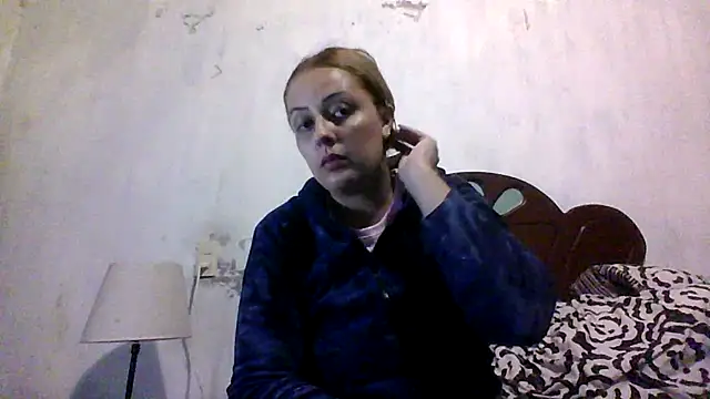 Samanthat33 online show from 24, 9, 2025