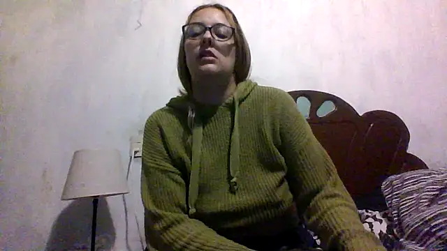 Samanthat33 online show from 11, 10, 2025