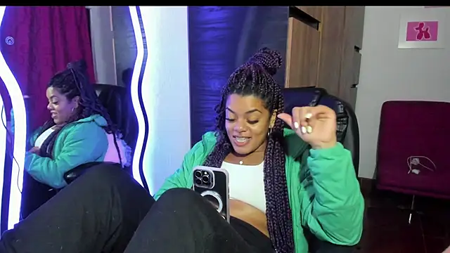 ladyrd1 online show from 5, 11, 2025