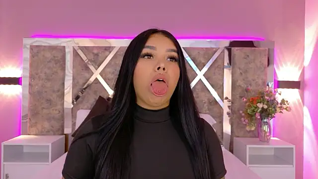 MarianaGarciaa   online show from 22, 5, 2026