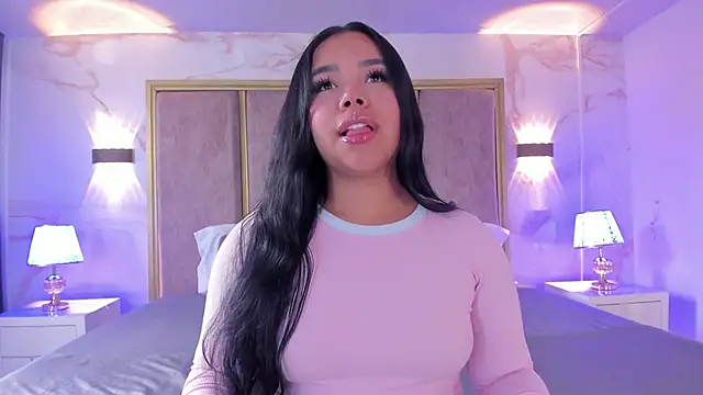 MarianaGarciaa   online show from 13, 6, 2026