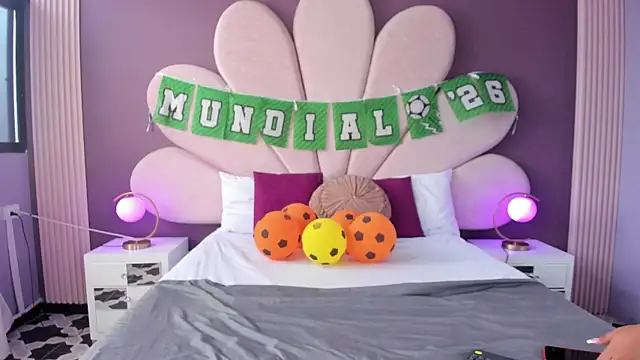 MarianaGarciaa   online show from 23, 6, 2026