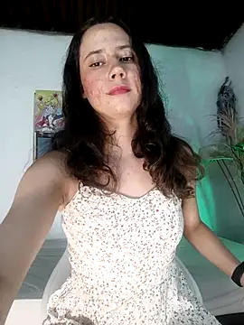 lovely kitt online show from 4, 3, 2026