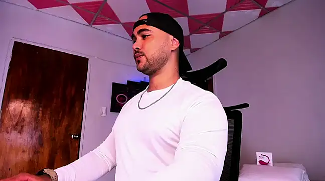 Sebas-hott online show from 5, 12, 2024