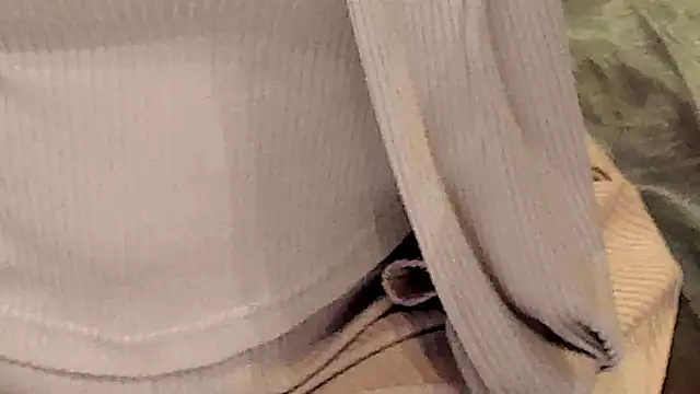 IceDanielles online show from 4, 10, 2025