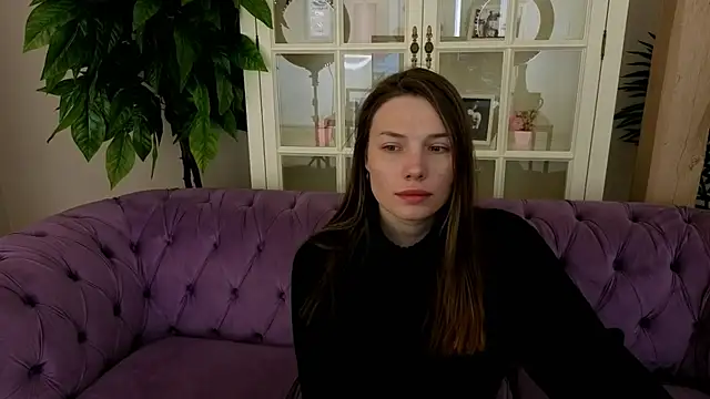 IceDanielles online show from 31, 3, 2026