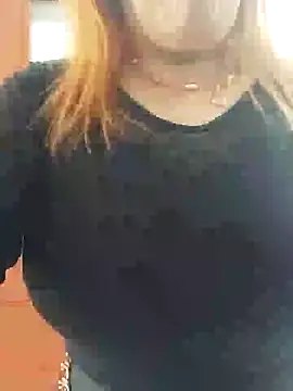 Wife sexxx online show from 5, 2, 2025