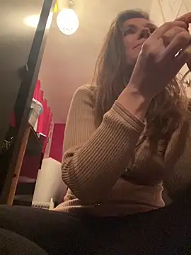 Lwhite1 online show from 16, 2, 2025