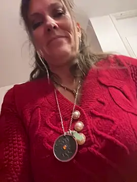 Snapshot of Lwhite1 chatting on 10, 3, 2026 Lwhite1 online show from 10, 3, 2026