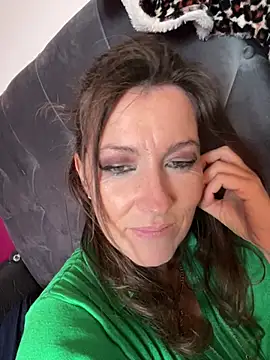 Snapshot of Lwhite1 chatting on 16, 3, 2026 Lwhite1 online show from 16, 3, 2026