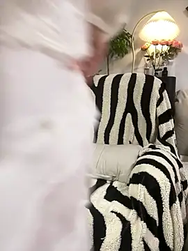 Annabody online show from 6, 2, 2026