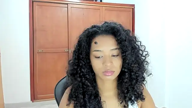 Snapshot of avellanatammy chatting on 29, 12, 2024 avellanatammy online show from 29, 12, 2024