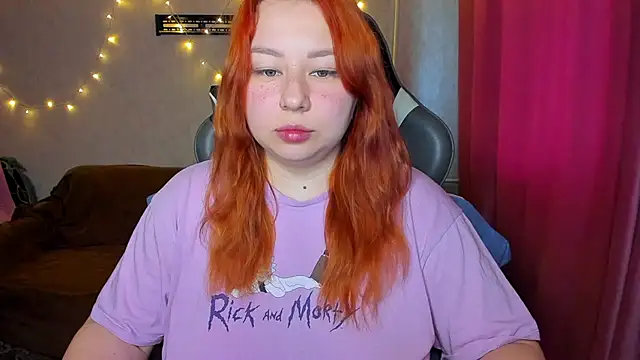 Snapshot of Milafoxxxy chatting on 23, 9, 2025 Milafoxxxy online show from 23, 9, 2025