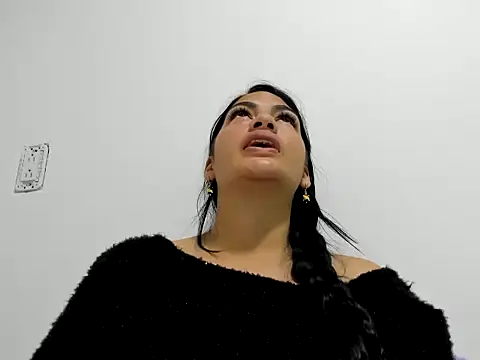 SamanthaBeke online show from 10, 4, 2026