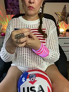 Snapshot of TheDime chatting on 23, 6, 2026 TheDime online show from 23, 6, 2026