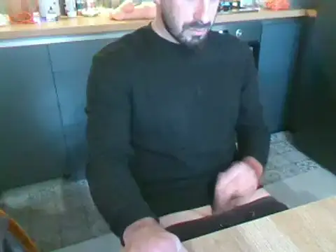 giorgakaci69 online show from 2, 12, 2024