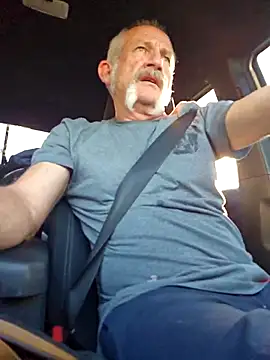 Snapshot of den-rock4u chatting on 4, 12, 2025 den-rock4u online show from 4, 12, 2025