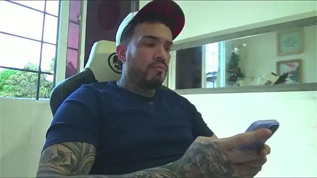 Angel sex latin online show from 31, 12, 2024