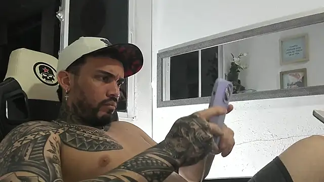 Angel sex latin online show from 2, 1, 2025