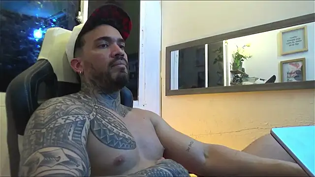 Angel sex latin online show from 12, 1, 2025