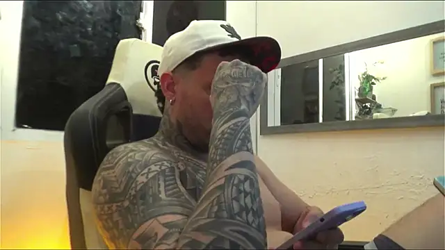 Angel sex latin online show from 1, 2, 2025